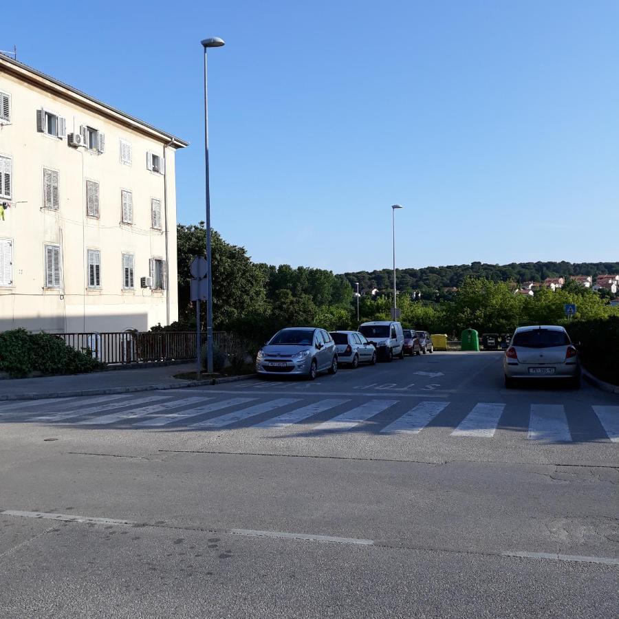 Apartman "Nicole" Pula Exterior foto